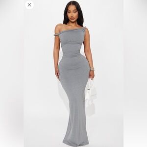 Fashion Nova Off Shoulder Grey Dress Size M